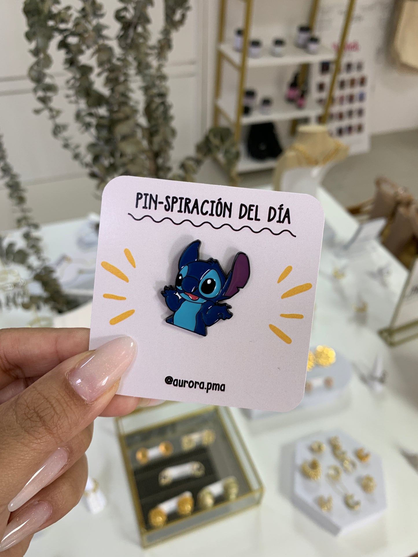 Pin [Stitch]