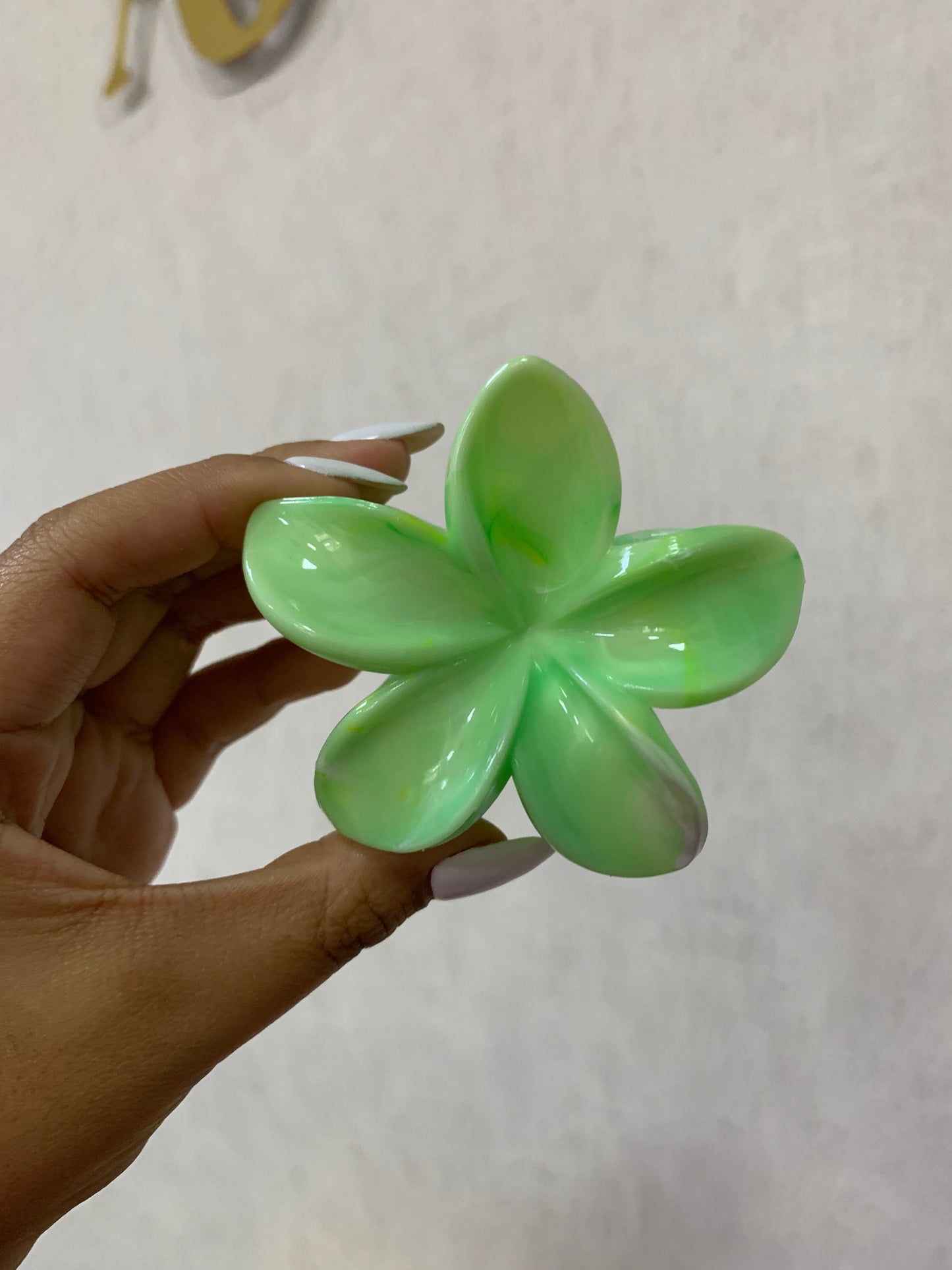 Hawaiian hair clip